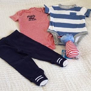 NWT baby size 3 months set. Cute baby shower gift!